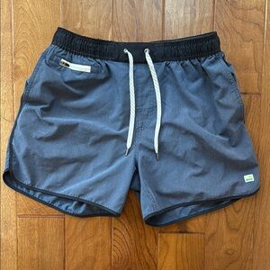Vuori Men’s Banks Shorts Unlined